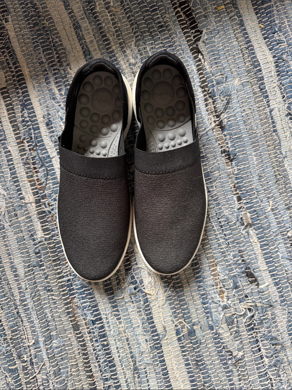 CROCS Women's Black Slip-On Comfort Loafers